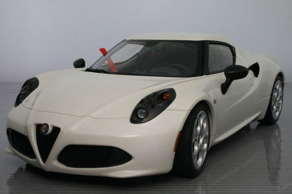 AutoArt 1/18 Alfa Romeo 4C, Ophalen of Verzenden, Nieuw, Auto, Autoart