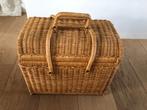 Panier ancien en rotin, Maison & Meubles, Enlèvement, Panier