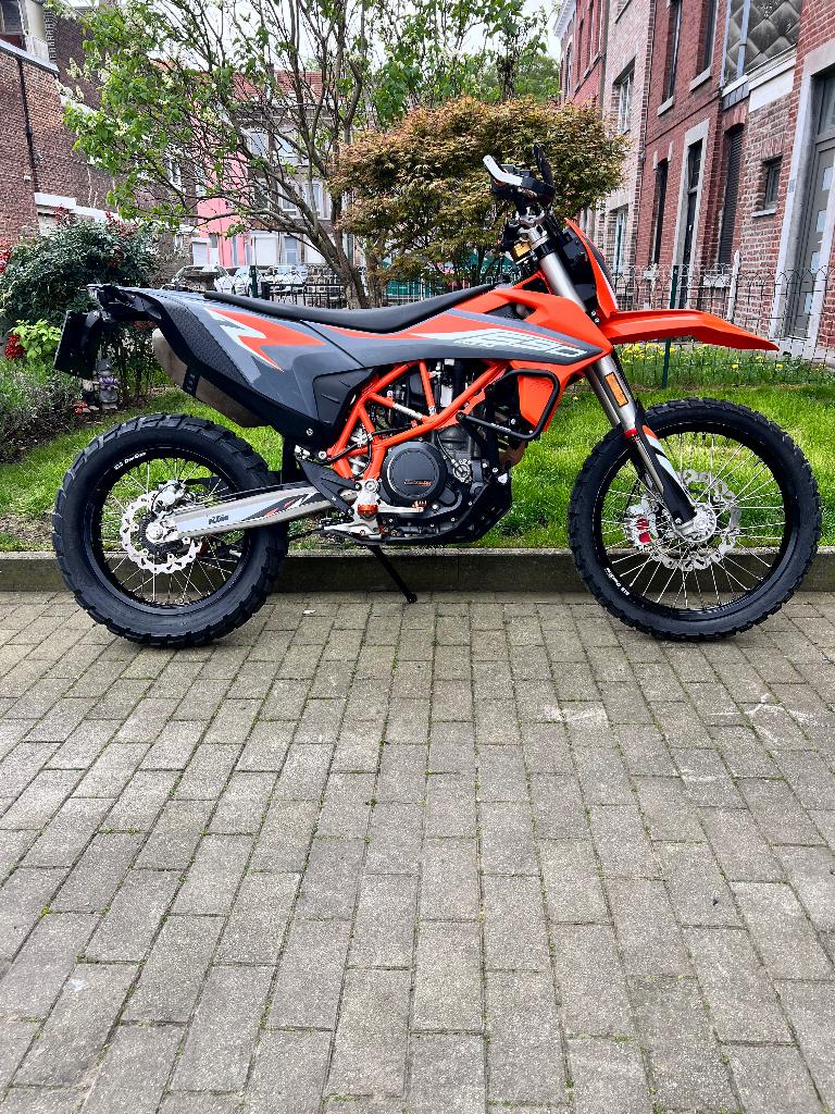 KTM 690 Enduro R + kit SMCR, Motos, Occasion, Particulier, Permis Moto A2 minimum, Enduro