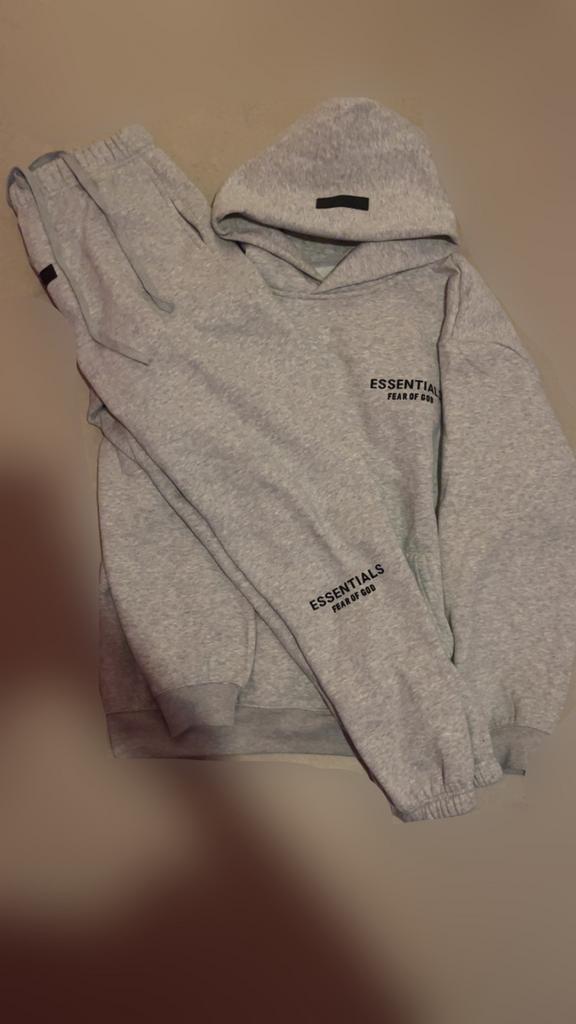 Essentials trainingspak, Ophalen of Verzenden, Zo goed als nieuw, Maat 46 (S) of kleiner