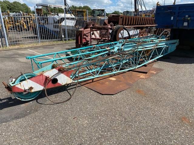 Kobelco CKE 600 JIB