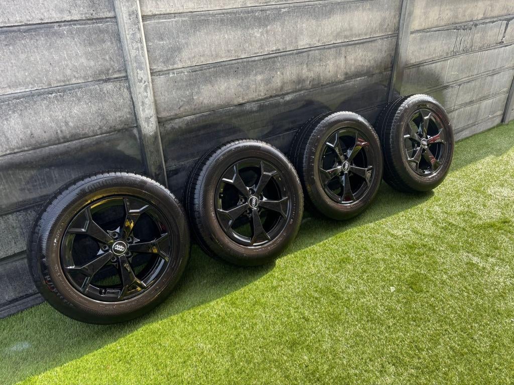 Jantes Audi 17“ Serra noires + pneus hiver Continental, Autos : Pièces & Accessoires, Pneus & Jantes, Jante(s), Pneus hiver, 17 pouces