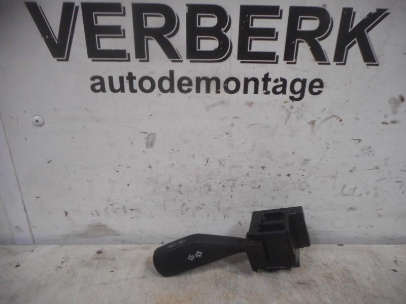 COMMUTATEUR CLIGNOTANT Ford Focus 2 (4m5t13335ad), Autos : Pièces & Accessoires, Tableau de bord & Interrupteurs, Ford, Utilisé