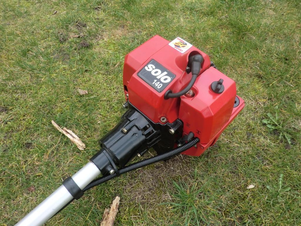 Solo 140 professionele duitse bosmaaier, Jardin & Terrasse, Débroussailleuses, Comme neuf, Essence, 10 à 30 cm, Enlèvement