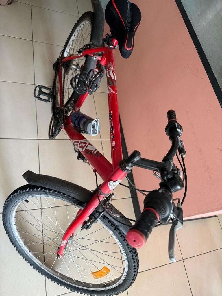 Vélo rouge homme, Enlèvement, Comme neuf, Moins de 10 vitesses, Autres marques