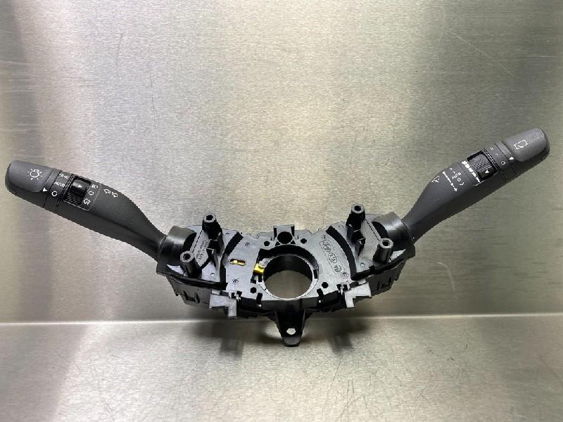 COMBINE COMMODO Hyundai i20 (GBB) (01-2014/08-2020), Utilisé, Hyundai