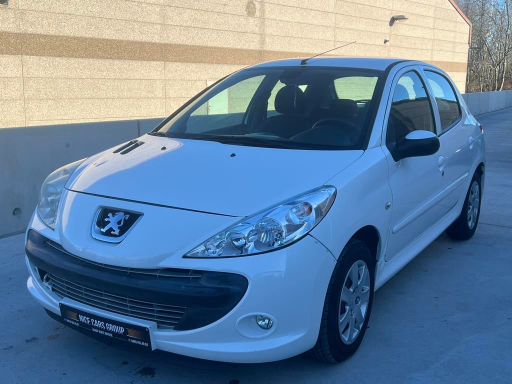 Peugeot 206+, Autos, Peugeot, Entreprise, Achat, 206+, ABS, Essence, Euro 5, Tissu, Enlèvement