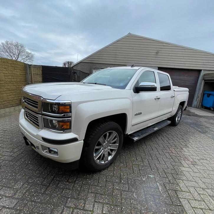 Chevrolet Silverado 6.2 V8 High Country 4x4 LPG, Auto's, Chevrolet, Particulier, Silverado, 4x4, ABS, Achteruitrijcamera, Airbags