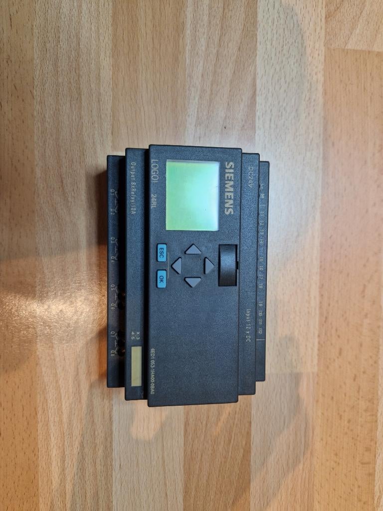 plc siemens logo 24RL, Enlèvement ou Envoi, Utilisé