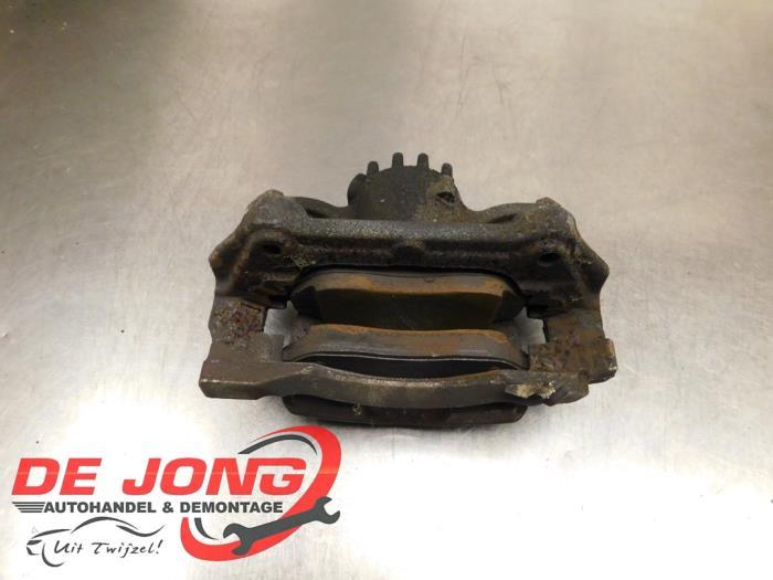 Remklauw (Tang) links-voor van een Opel Vivaro, Auto-onderdelen, Remmen en Aandrijving, Opel, Gebruikt, 3 maanden garantie, Ophalen of Verzenden