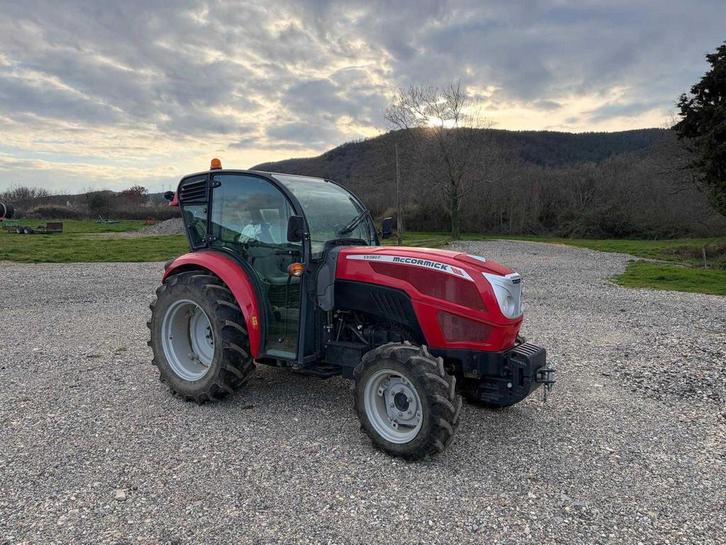 McCormick - 2022 - X3.60F - Zeer weinig gebruikte 4WD landbo, Zakelijke goederen, Landbouw | Tractoren, McCormick, Gebruikt