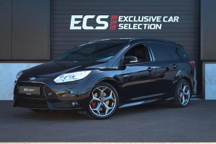 Ford Focus ST | ST250 | Cuir Recaro | 18 “ | Sony | Led |, Autos, Ford, Entreprise, Achat, Focus, ABS, Caméra de recul, Phares directionnels