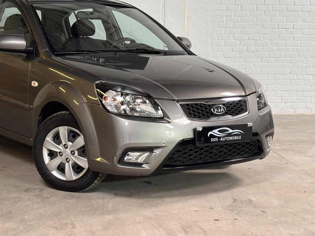 *** Kiar rio Garantie 12 mois, Autos, Kia, Argent ou Gris, Achat, Entreprise, Garantie prolongée