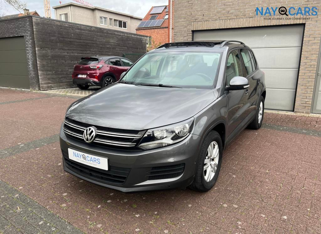 Volkswagen Tiguan - 43dkm - 2016 - Benzine - PANO - 12M GAR, Auto's, Stof, Inductieladen voor smartphones, Particulier, SUV of Terreinwagen