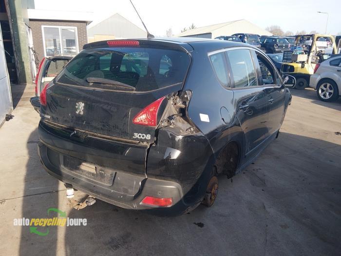 Crochet d'attelage d'un Peugeot 3008, -, -, 3 mois de garantie, Utilisé