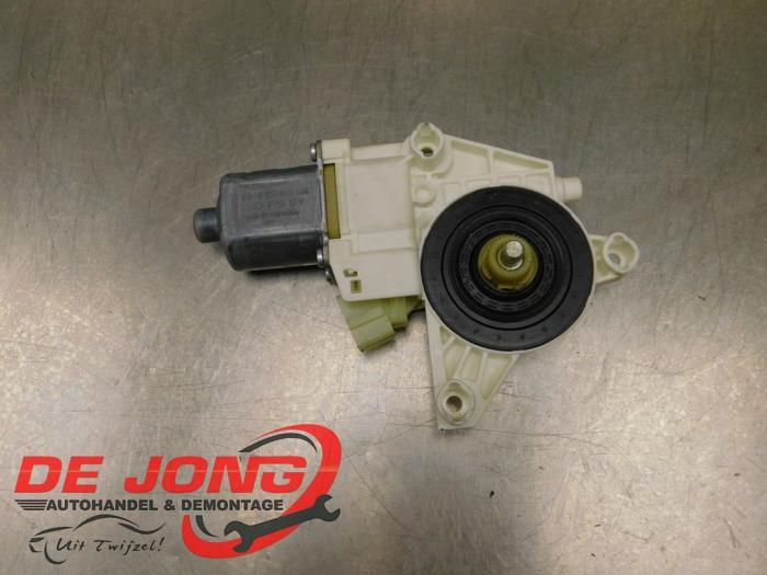 Moteur de vitre portière d'un Mercedes C-Klasse, 3 mois de garantie, Utilisé, -, -