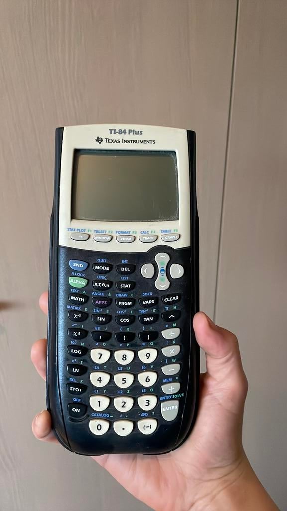 Texas rekenmachine Ti 84 plus, Ophalen of Verzenden, Zo goed als nieuw