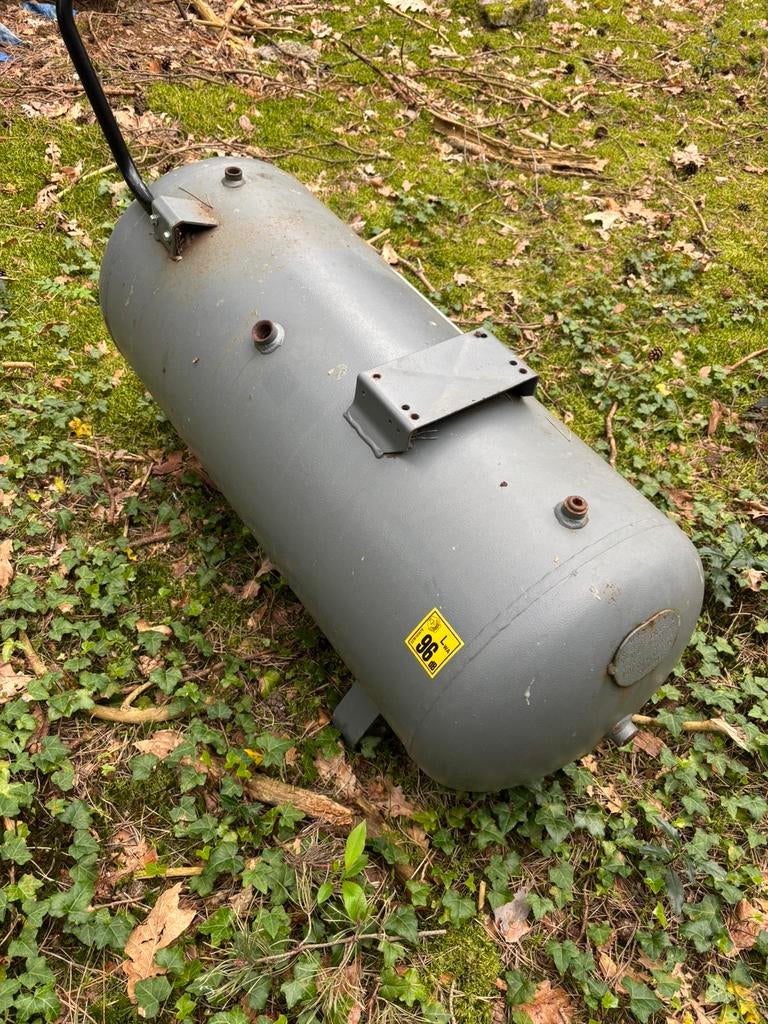 Vat compressor 100, Ophalen, Gebruikt