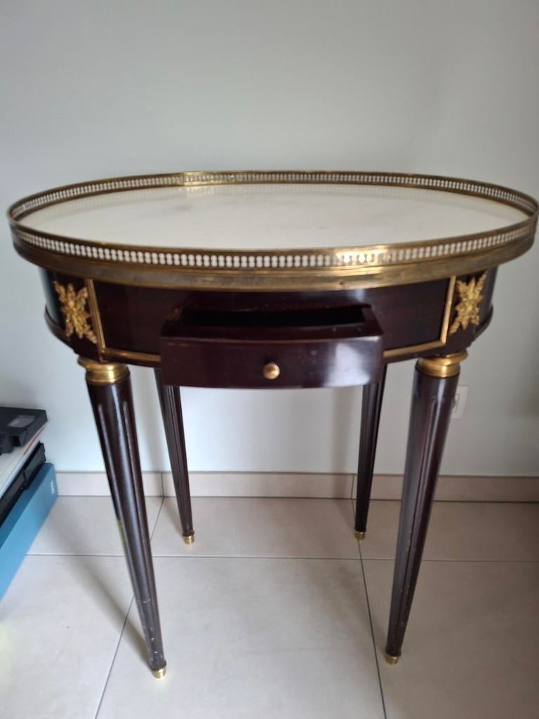 Bijzettafel met lade, Ophalen