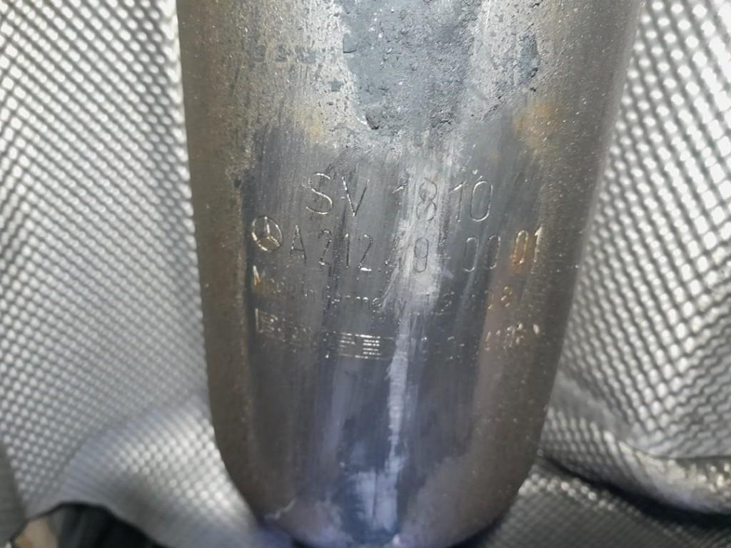 ÉCHAPPEMENT CENTRE SILENCIEUX C (W204) (A2124910001), Utilisé, Mercedes-Benz