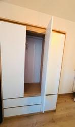 Kledingkast, Huis en Inrichting, Kasten | Kleerkasten, 150 tot 200 cm, Zo goed als nieuw, 150 tot 200 cm, 50 tot 75 cm