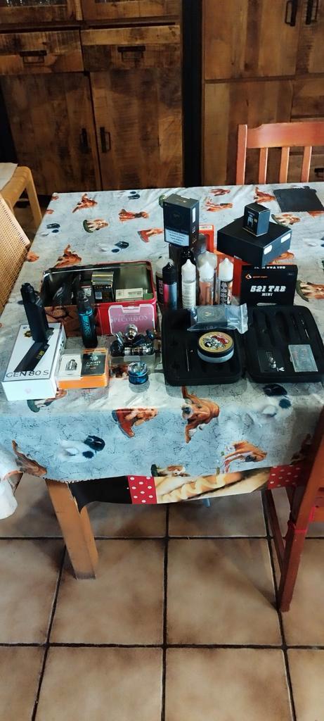 Cigarette électronique, Divers, Lots de brocante, Utilisé, Enlèvement ou Envoi