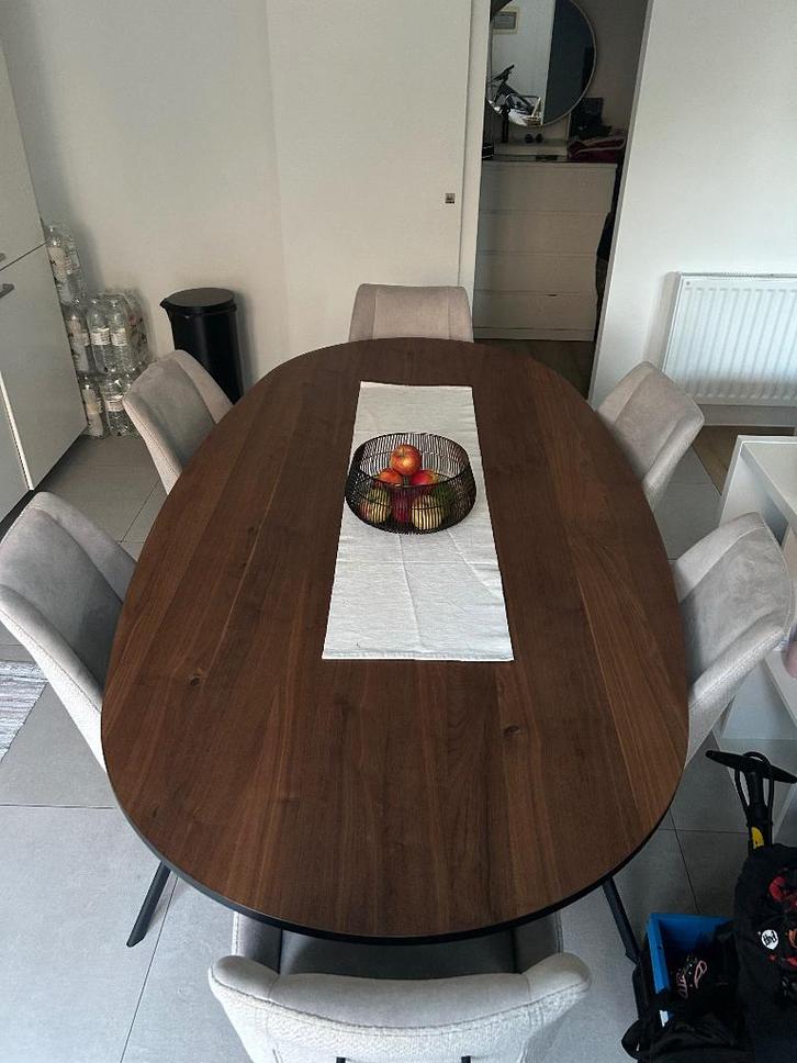 Table à manger et chaises comme neuves, Maison & Meubles, Tables | Tables à manger, Comme neuf, 100 à 150 cm, 200 cm ou plus, Cinq personnes ou plus