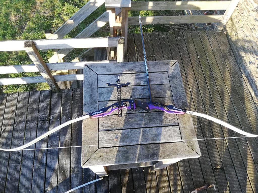 Nu een pijlpunt van de boeken van hal 22, Sport en Fitness, Handboogschieten, Zo goed als nieuw, Recurveboog, Ophalen