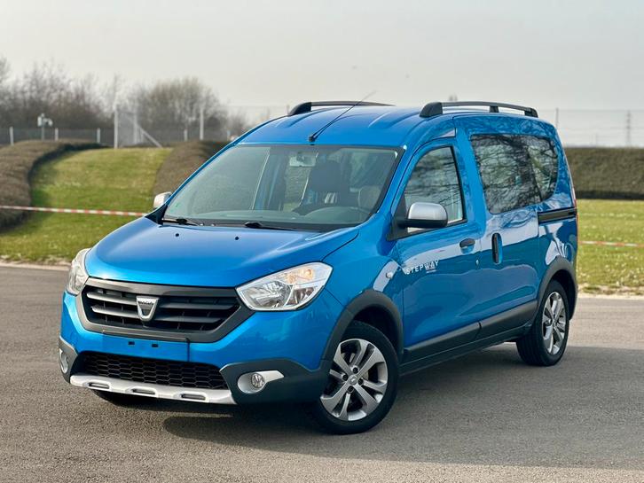 Dacia Dokker Stepway Avec Seulement 124 000 km, Autos, Dacia, Entreprise, Dokker, ABS, Phares directionnels, Régulateur de distance