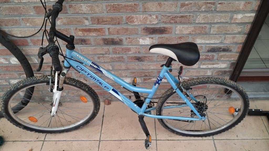 26 inch fiets - achterwiel moet worden vervangen, Fietsen en Brommers, Fietsen | Dames | Sportfietsen en Toerfietsen, Gebruikt