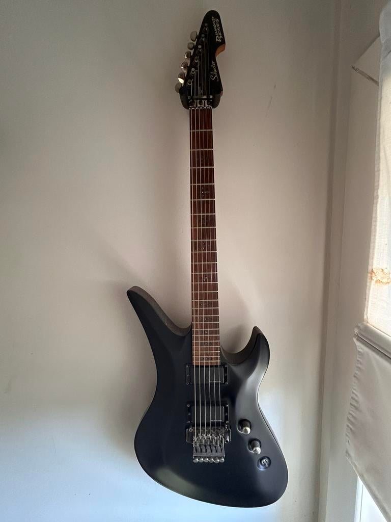 Schecter hellraiser diamond series, Musique & Instruments, Instruments à corde | Guitares | Électriques, Enlèvement, Comme neuf