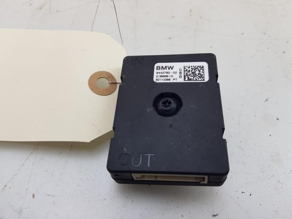 ANTENNE VERSTERKER BMW iX (I20) (01-2021/-) (|9442782|), Gebruikt, BMW, Petuelring 130
80809  München, DE, Bayerische Motoren Werke AG