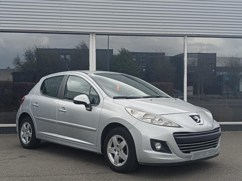PEUGEOT 207 1.4 ESSENCE AIRCO HOMOLOGUÉ EURO5 À VENDRE!!, Autos, Achat, Noir, 5 portes, 5 places