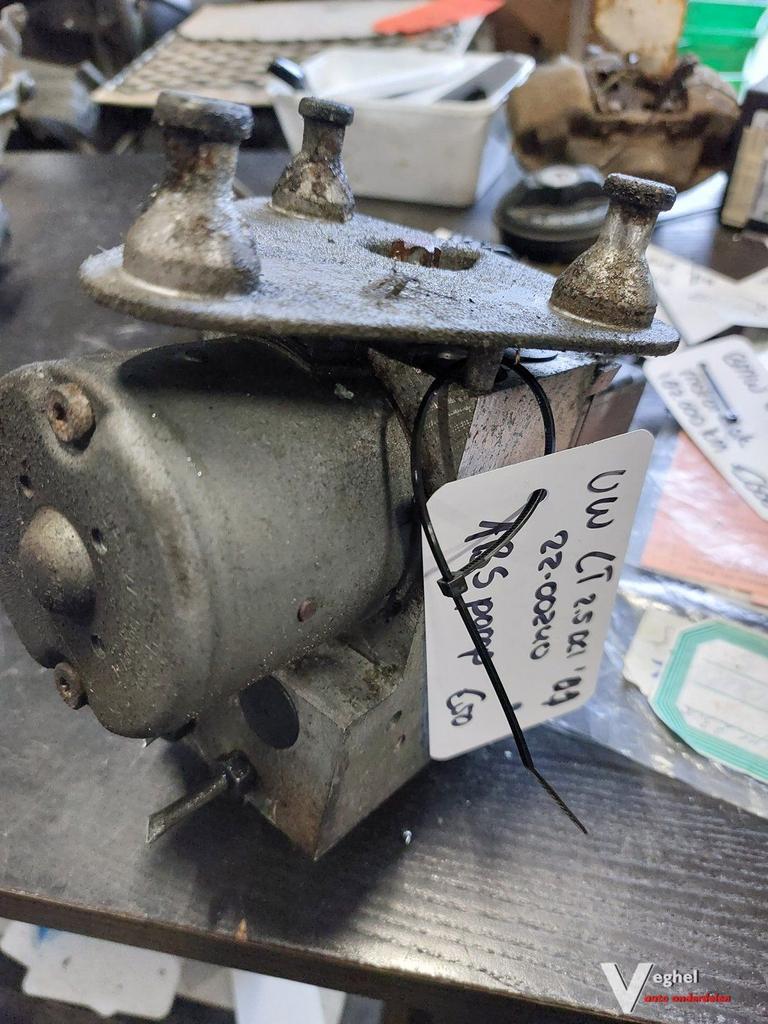 VW LT 2.5DCI ABS pomp '01, Autos : Pièces & Accessoires, Freins & Transmission, Utilisé, Enlèvement ou Envoi