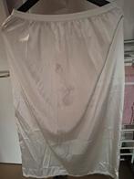 Twee rokken voor onder een trouwjurk te dragen, Vêtements | Femmes, Jupes, Enlèvement ou Envoi, Blanc, Sous le genou, Shein