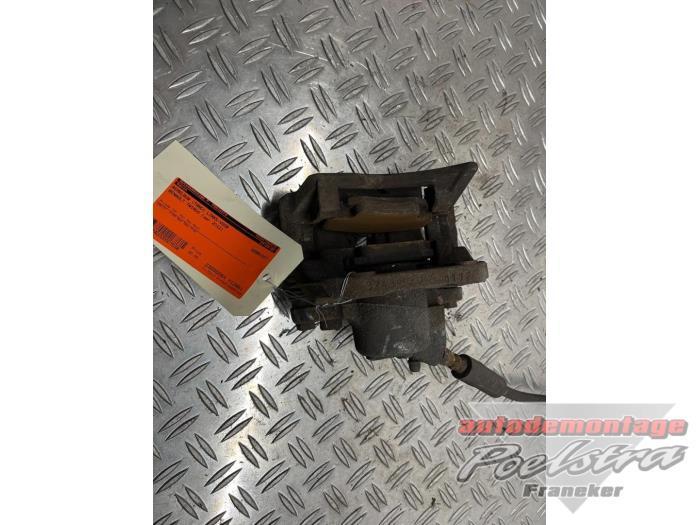 Etrier de frein (pince) avant gauche d'un Renault Twingo, Autos : Pièces & Accessoires, Freins & Transmission, Renault, Utilisé
