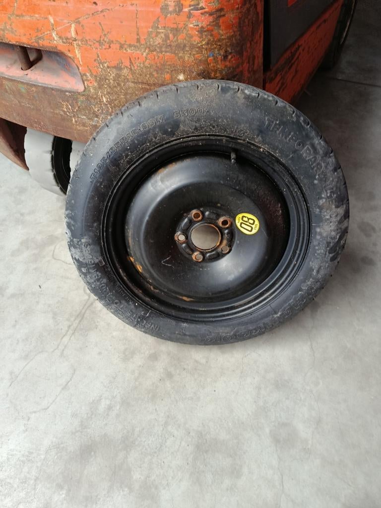 Thuiskomer wiel voor ford, Ophalen