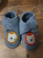 Pantoufles en laine nanga 22, Enfants & Bébés, Vêtements de bébé | Chaussures & Chaussettes, Pantoufles