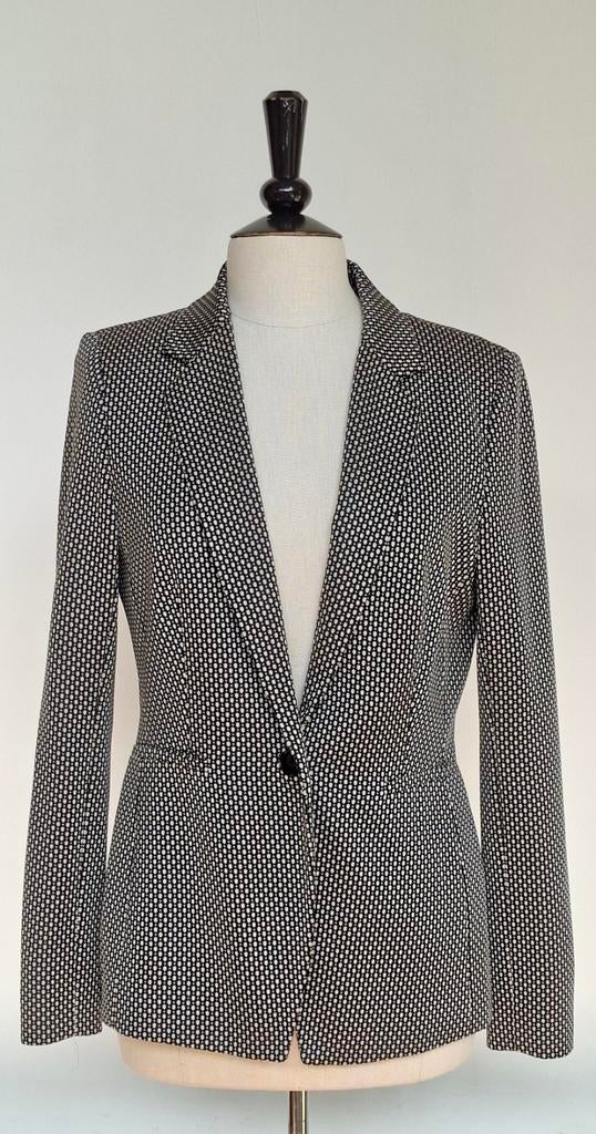 DRYKORN. (NEW +/_ 280€), Ophalen of Verzenden, Maat 38/40 (M), Zwart