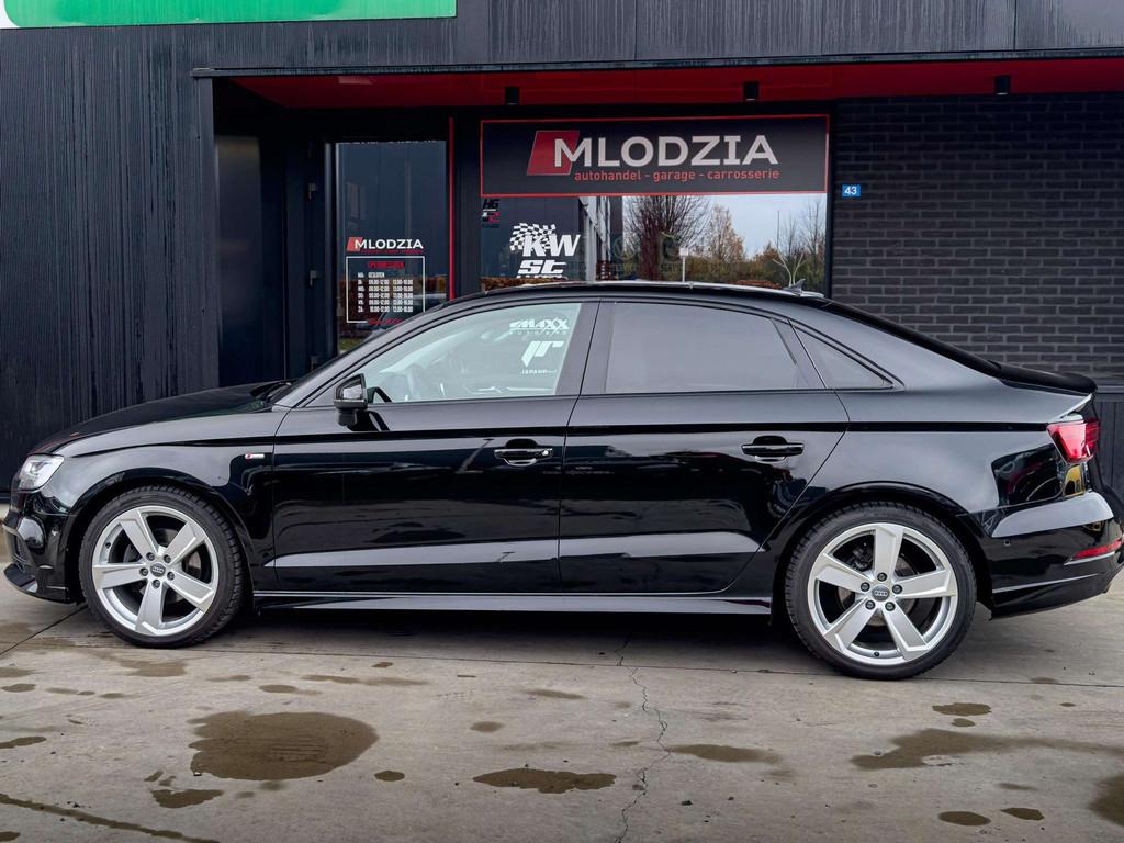 Audi A3 30TFSI Limo / DSG / PANO / MATRIX / VIRT. COCKPIT, Autos, Achat, Entreprise, 116 ch, Alcantara