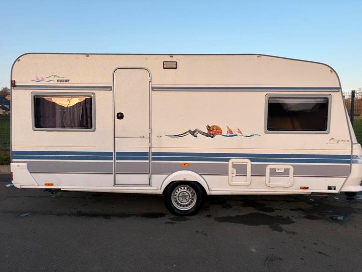 Hobby élégance 1995 mon. Excellent état., Caravanes & Camping, Caravanes, Particulier, Hobby, Enlèvement