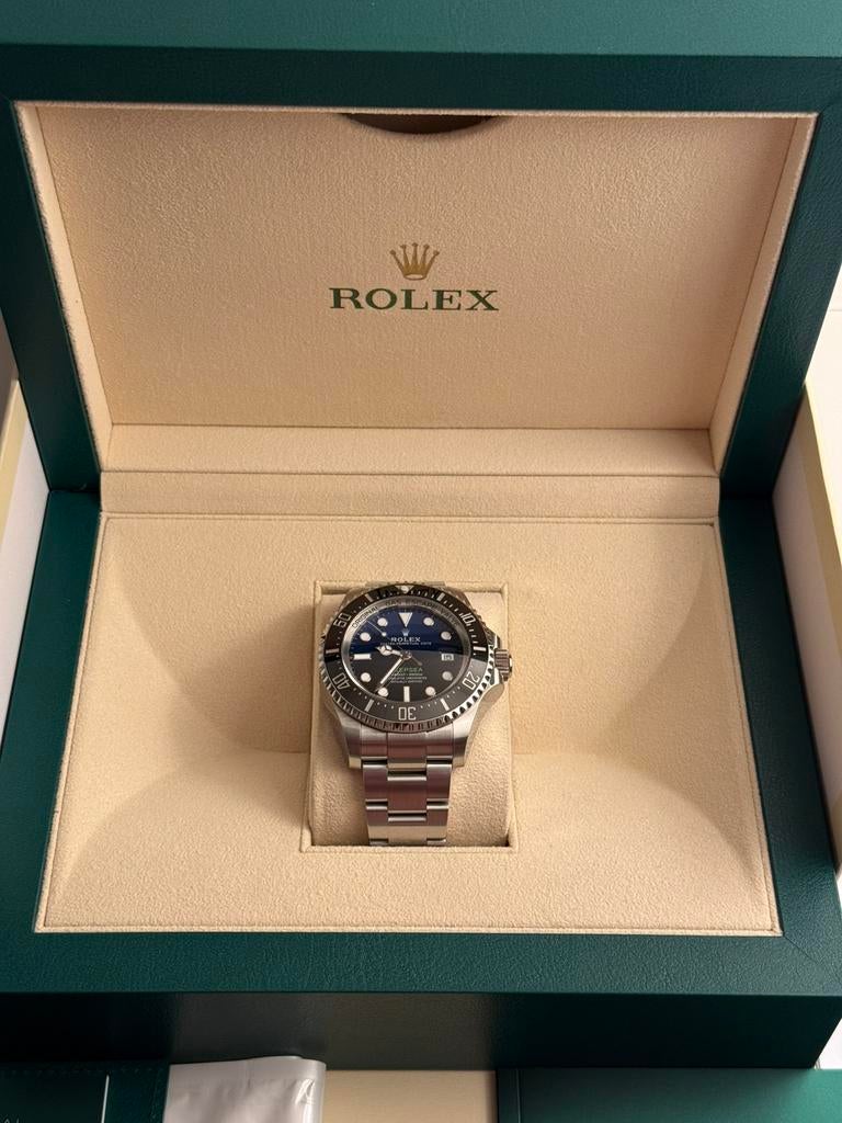 Rolex Deepsea James Cameron "D-Blue" ( Ref. 136660 ), Handtassen en Accessoires, Horloges | Heren, Zo goed als nieuw, Polshorloge