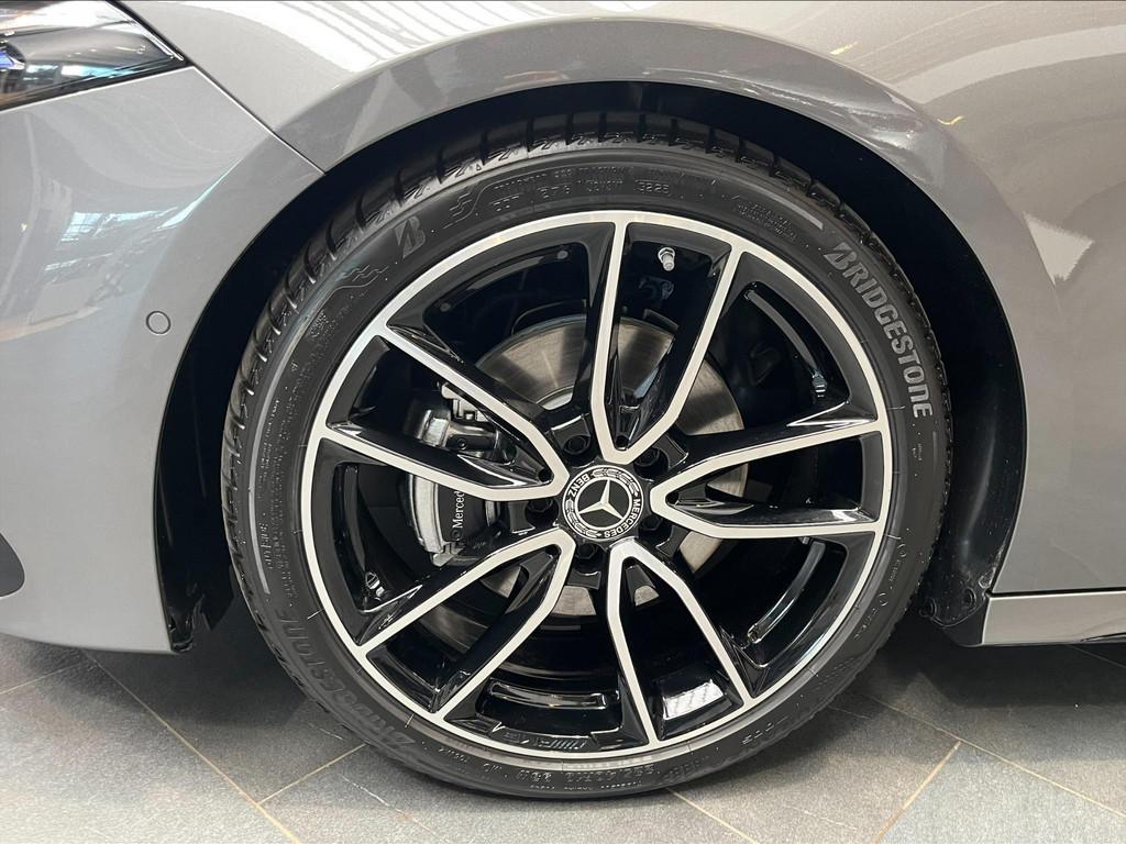 Mercedes-Benz A-Klasse A 180 Star Edition (automatique), Autos, Mercedes-Benz, Achat, 1440 kg, Entreprise, 5 portes