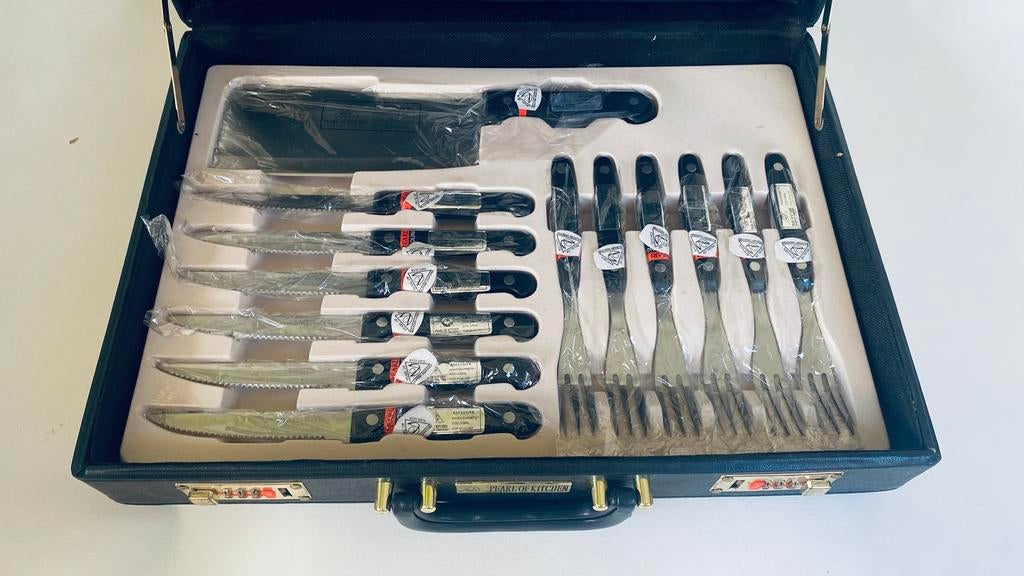 Koffer met messenset 18 delen., Ophalen, Nieuw, Inox of Chroom, Los bestek