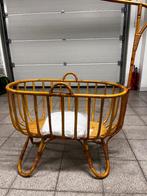 Wieg in rotan, Enlèvement, Utilisé