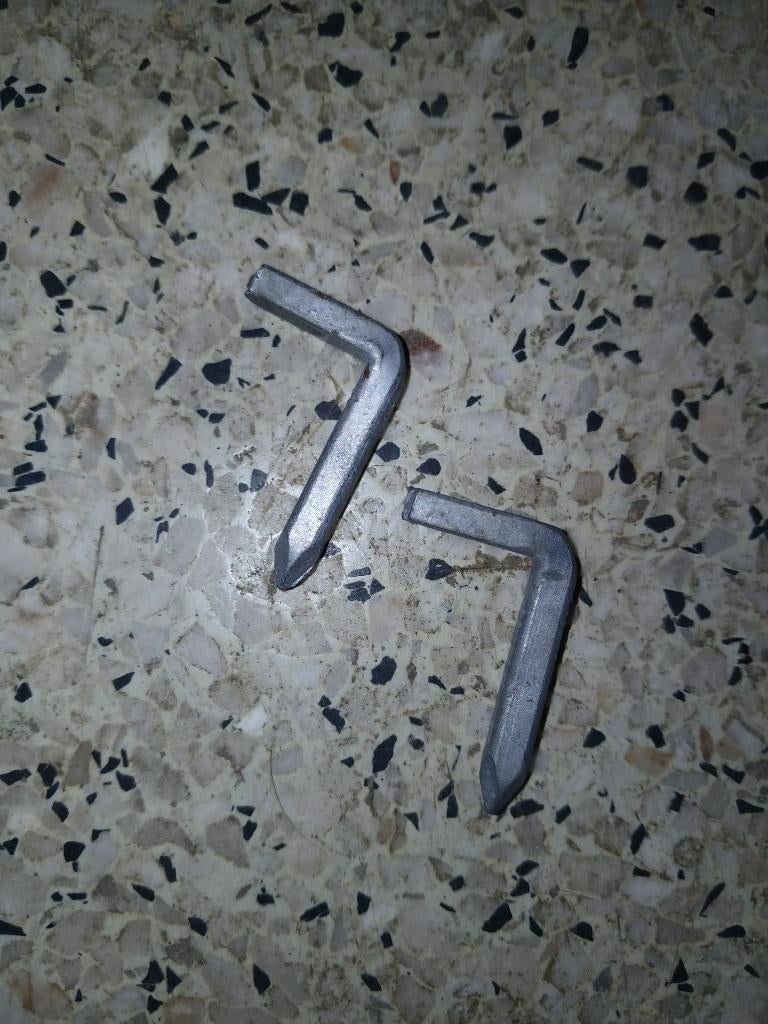 Crampons pour solin en acier, Bricolage & Construction, Enlèvement ou Envoi, Neuf, Autres matériaux, Autres types