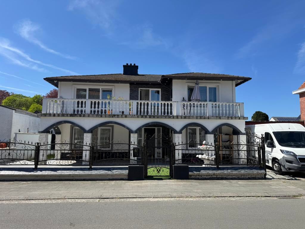 Huis te koop moerbeke-waas, Tickets & Billets, Musées