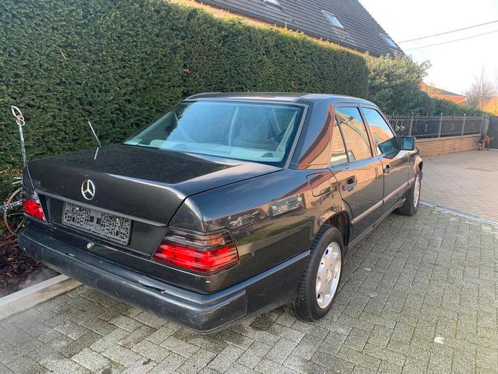 Mercedes W124. Levering mogelijk., Auto's, Mercedes-Benz, Particulier, Open dak, Benzine, Automaat, Ophalen