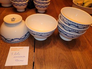 5 grote ringschalen van Boch  beschikbaar voor biedingen