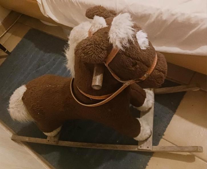 Schommel paard /Hobbel paard, Kinderen en Baby's, Speelgoed |Speelgoedvoertuigen, Ophalen of Verzenden